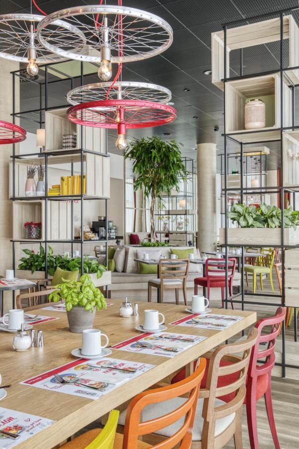 Intercityhotel Саарбрюкен Екстер'єр фото