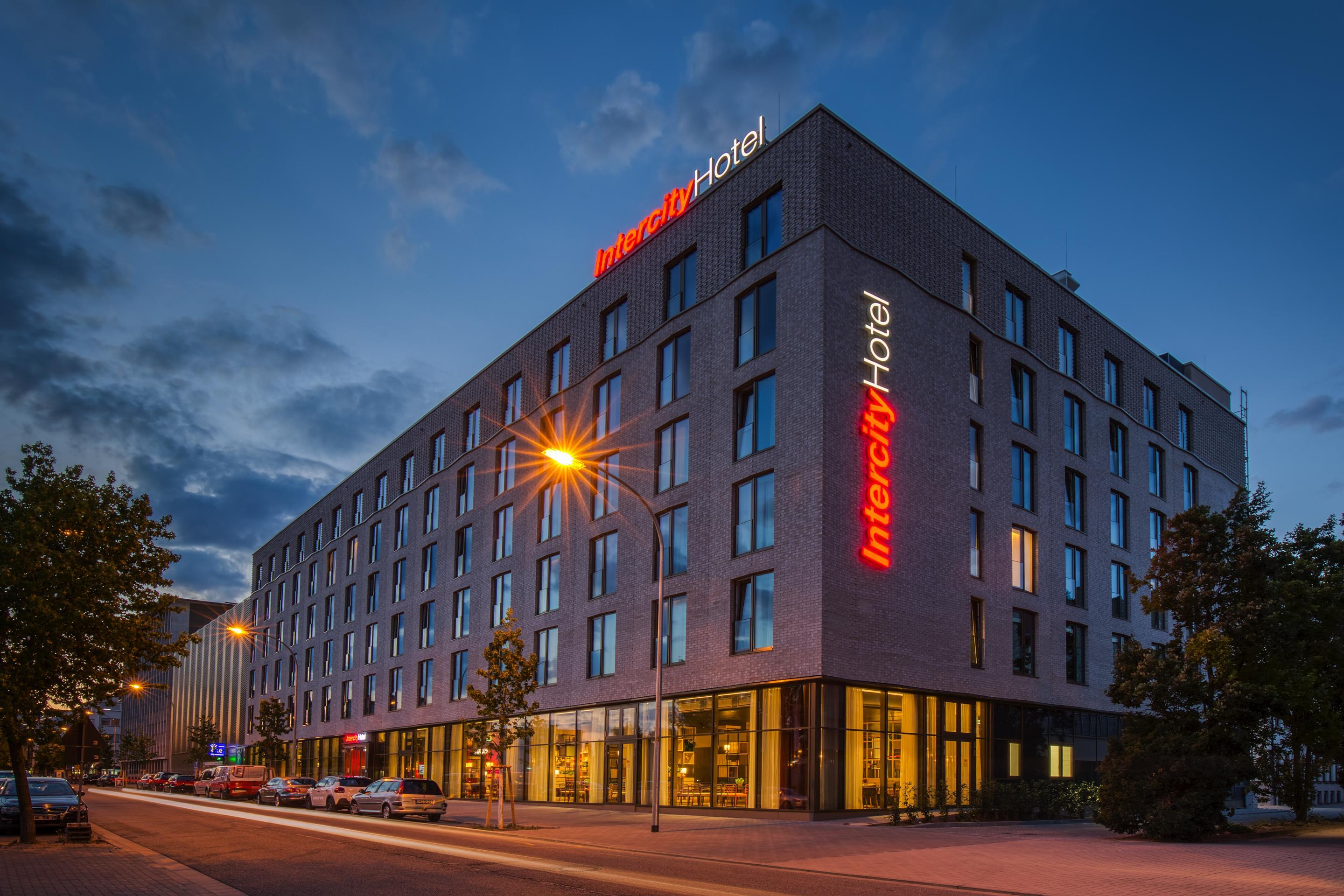 Intercityhotel Саарбрюкен Екстер'єр фото