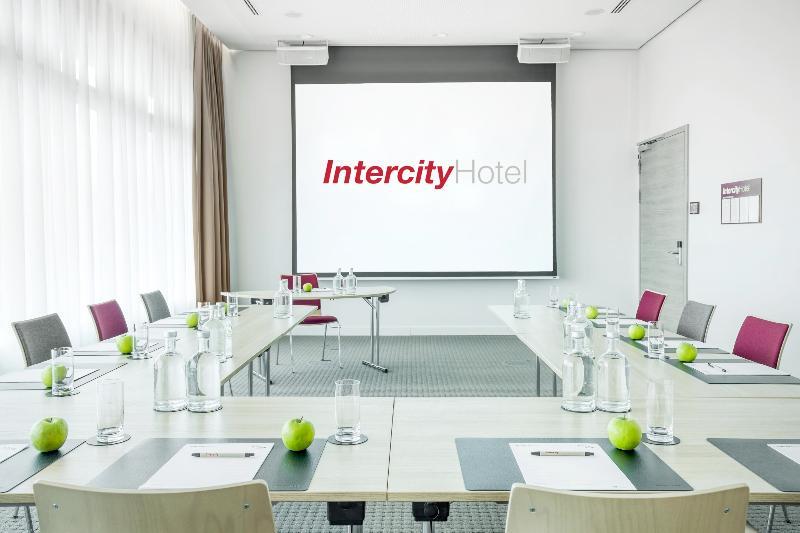 Intercityhotel Саарбрюкен Екстер'єр фото